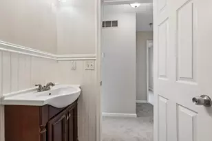 36 Garvey Ln, Newark, DE 19702 - Photo 16