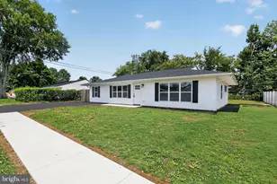 10 Carlin Ln, Newark, DE 19713 - Photo 2