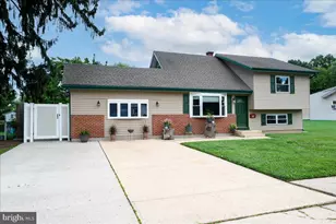 19 Lynch Farm Dr, Newark, DE 19713 - Photo 2
