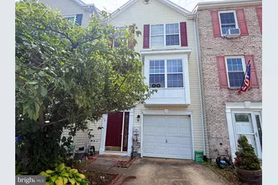 178 Versailles Court, Newark, DE 19702 - Photo 1