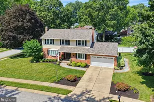 2301 Beacon Hill Dr, Wilmington, DE 19810 - Photo 2