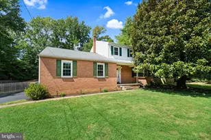 8 Janice Dr, Wilmington, DE 19810 - Photo 1