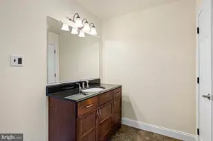 802 N Madison St, Wilmington, DE 19801 - Photo 14