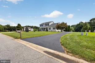 419 Skyview Dr, Middletown, DE 19709 - Photo 2