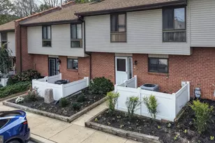 14 Sandy Brae Ct, Wilmington, DE 19808 - Photo 1