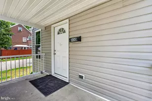 900 Central Ave, New Castle, DE 19720 - Photo 2