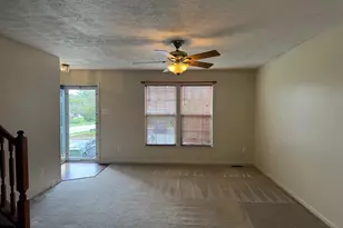 4 E Shetland Ct, Newark, DE 19711 - Photo 2