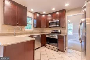 223 E Flagstone Dr, Newark, DE 19702 - Photo 10