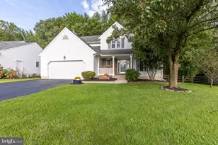223 E Flagstone Dr, Newark, DE 19702 - Photo 2
