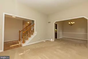223 E Flagstone Dr, Newark, DE 19702 - Photo 6