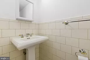323 E Edgewater Way, Newark, DE 19702 - Photo 8