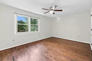 2110 Fairfield Pl, Wilmington, DE 19805 - Photo 18