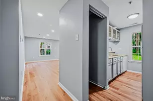 101 Stonehurst Ct, New Castle, DE 19720 - Photo 4