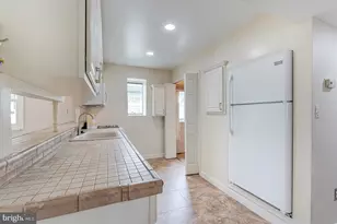 403 Joporter Dr, Wilmington, DE 19801 - Photo 8