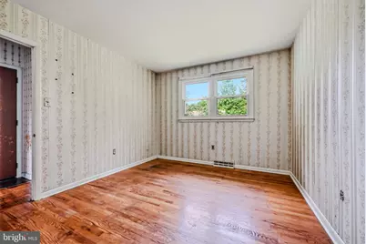 319 Delaware Avenue, Claymont, DE 19703 - Photo 18