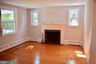 22 Rolling Rd, Claymont, DE 19703 - Photo 8