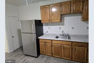 2404 Lamotte Street, Wilmington, DE 19802 - Photo 2
