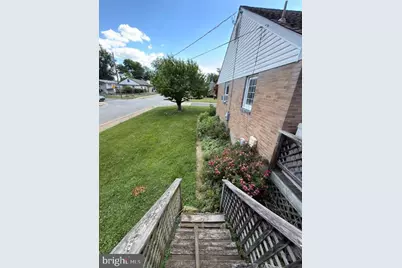 301 New York Avenue, Claymont, DE 19703 - Photo 4