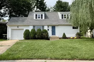 8 Connell Cir, Newark, DE 19711 - Photo 1