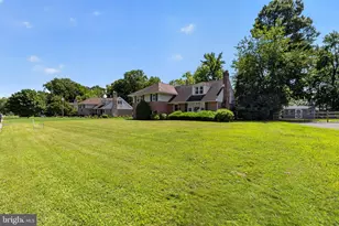 1217 Evergreen Rd, Wilmington, DE 19803 - Photo 2