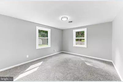 304 Frazer Place, New Castle, DE 19720 - Photo 6