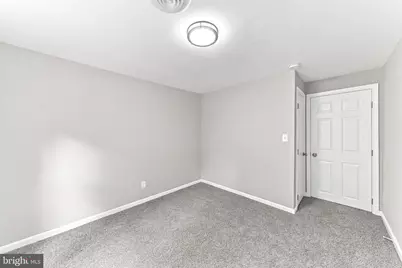 304 Frazer Place, New Castle, DE 19720 - Photo 8