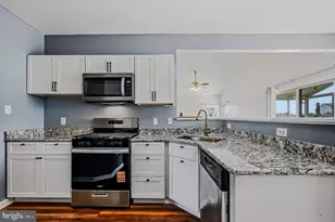 235 Riveredge Dr, New Castle, DE 19720 - Photo 8