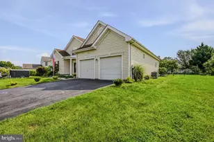 235 Riveredge Dr, New Castle, DE 19720 - Photo 26