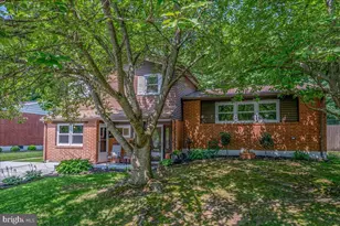2105 Westminster Dr, Wilmington, DE 19810 - Photo 2