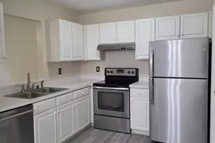 24 Woodcrest Ct, Newark, DE 19702 - Photo 8