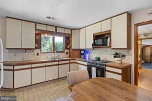 1502 Upper Greenbriar Rd, Wilmington, DE 19810 - Photo 4