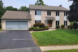 212 Fairhill Dr, Wilmington, DE 19808 - Photo 2