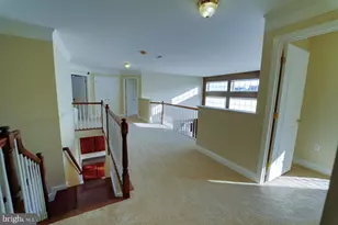 213 Remi Dr, New Castle, DE 19720 - Photo 8