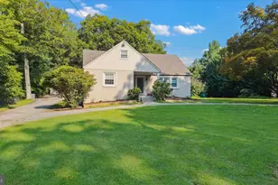 2302 Marsh Rd, Wilmington, DE 19810 - Photo 2