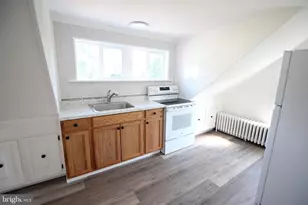 201 E Delaware Ave, Wilmington, DE 19809 - Photo 2