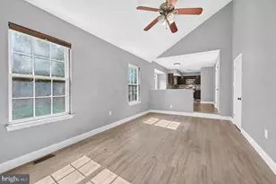 140 Sweetbay Ln, New Castle, DE 19720 - Photo 4