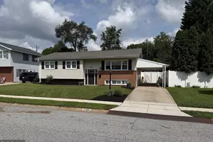 2102 Elder Dr, Wilmington, DE 19808 - Photo 2