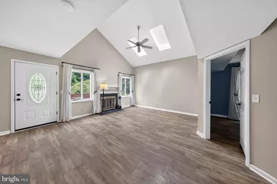 605 Madeline Court, Newark, DE 19711 - Photo 2