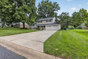 2413 Chatham Dr, Wilmington, DE 19803 - Photo 2