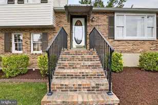 617 Green Spring Dr, Bear, DE 19701 - Photo 2