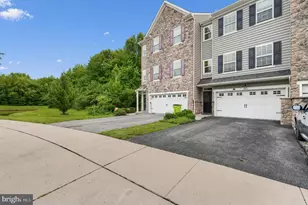 523 Jacobsen Drive, Newark, DE 19702 - Photo 2
