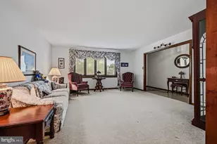 65 Skyline Dr, New Castle, DE 19720 - Photo 4