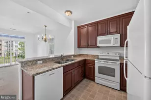 1000 Fountainview Cir, Newark, DE 19713 - Photo 4