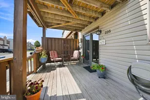 225 E Green Valley Cir, Newark, DE 19711 - Photo 28