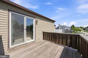 225 E Green Valley Cir, Newark, DE 19711 - Photo 26
