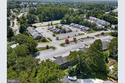 5205 W Woodmill Drive #32, Wilmington, DE 19808 - Photo 4