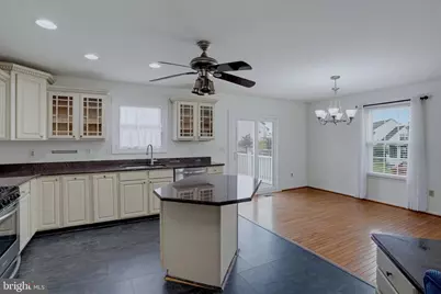 122 W Flagstone Drive, Newark, DE 19702 - Photo 12