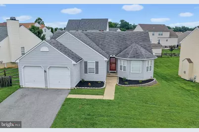 122 W Flagstone Drive, Newark, DE 19702 - Photo 2