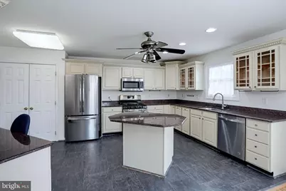 122 W Flagstone Drive, Newark, DE 19702 - Photo 16