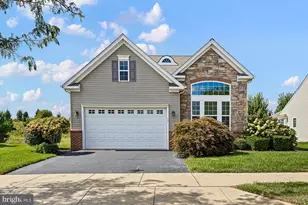 13 Palisade Cir, Middletown, DE 19709 - Photo 2